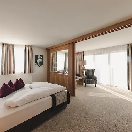 Klein Fein Viertlerhof 4* Hafling