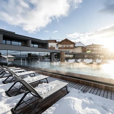 Hotel Klein Fein Viertlerhof Hafling